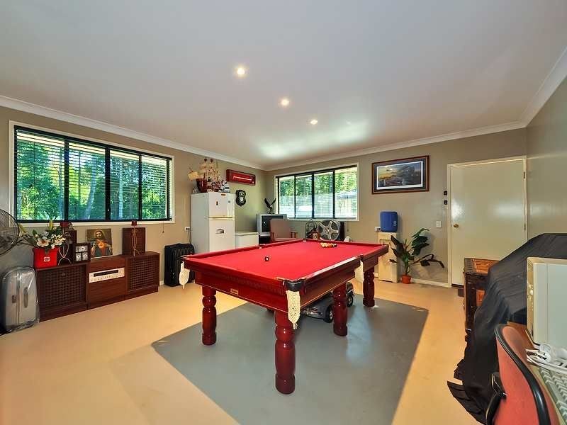 6 Palm Tree Court, Pomona QLD 4568