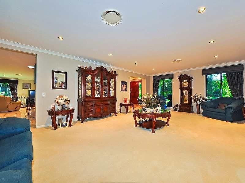 6 Palm Tree Court, Pomona QLD 4568