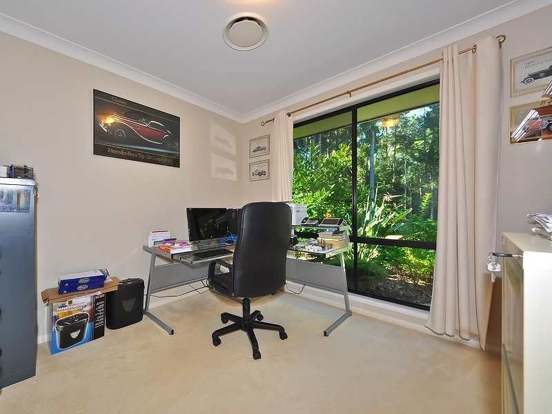 6 Palm Tree Court, Pomona QLD 4568
