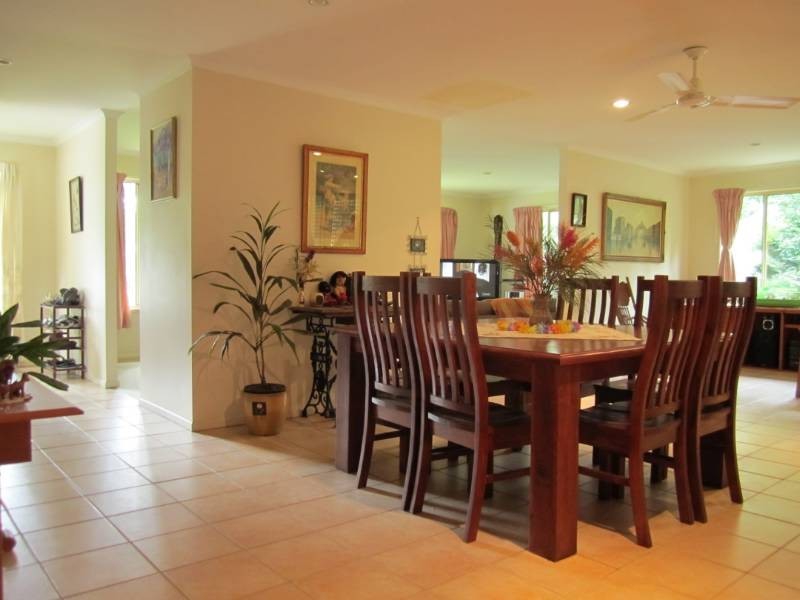 36  Mountain Street, Pomona QLD 4568