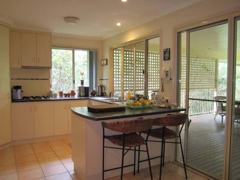 36  Mountain Street, Pomona QLD 4568