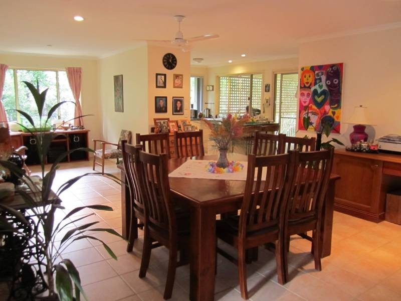 36  Mountain Street, Pomona QLD 4568