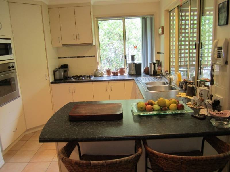 36  Mountain Street, Pomona QLD 4568