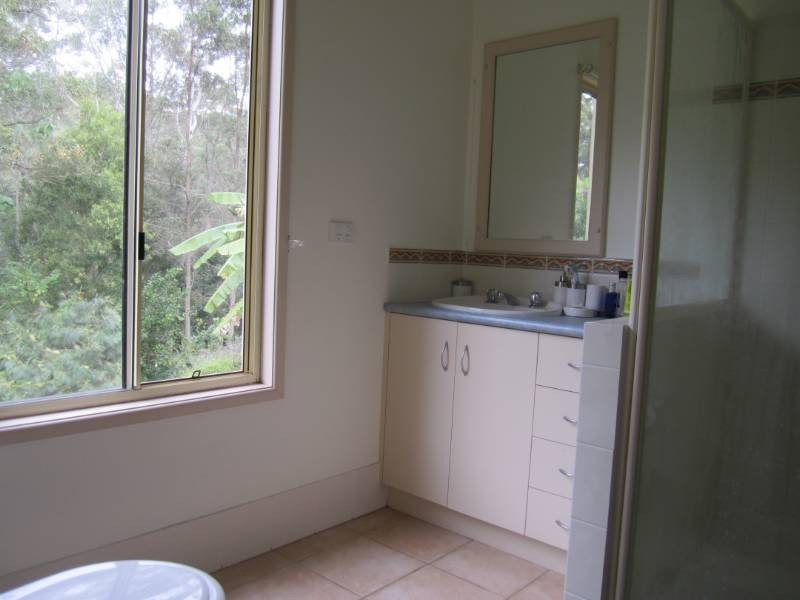 36  Mountain Street, Pomona QLD 4568