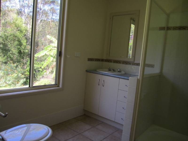 36  Mountain Street, Pomona QLD 4568