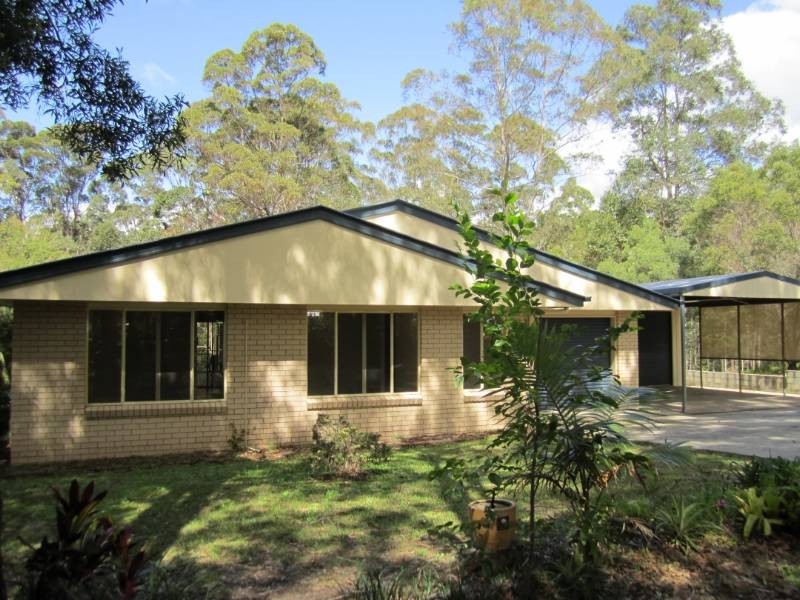 36  Mountain Street, Pomona QLD 4568
