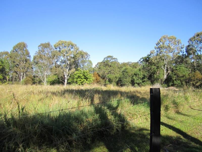 980 Cootharaba Road, Cootharaba QLD 4565