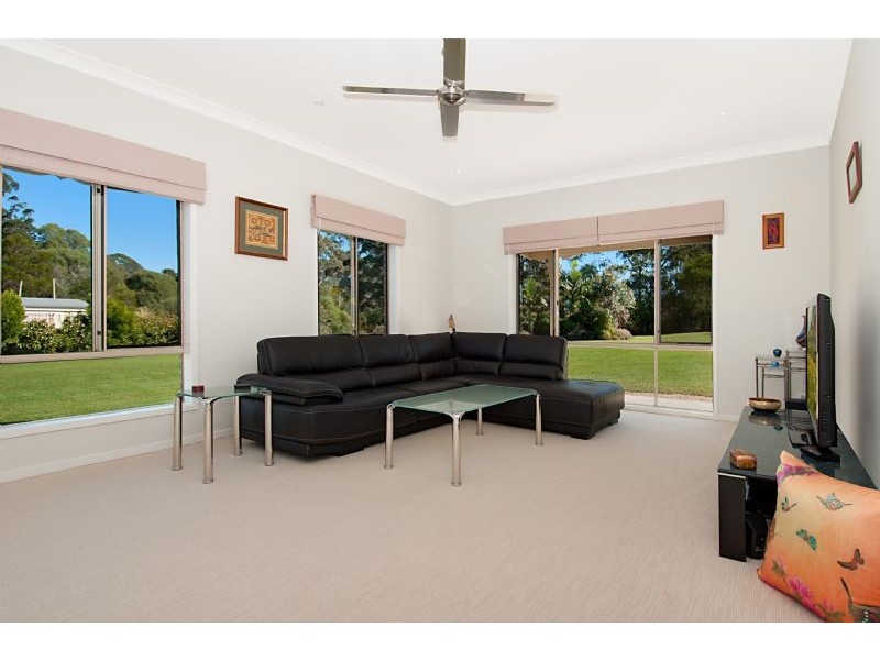 60 Orana Ave, Pomona QLD 4568