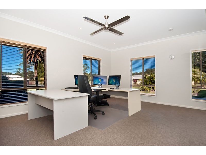 60 Orana Ave, Pomona QLD 4568