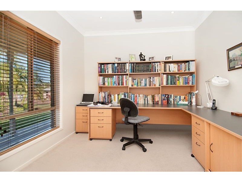 60 Orana Ave, Pomona QLD 4568