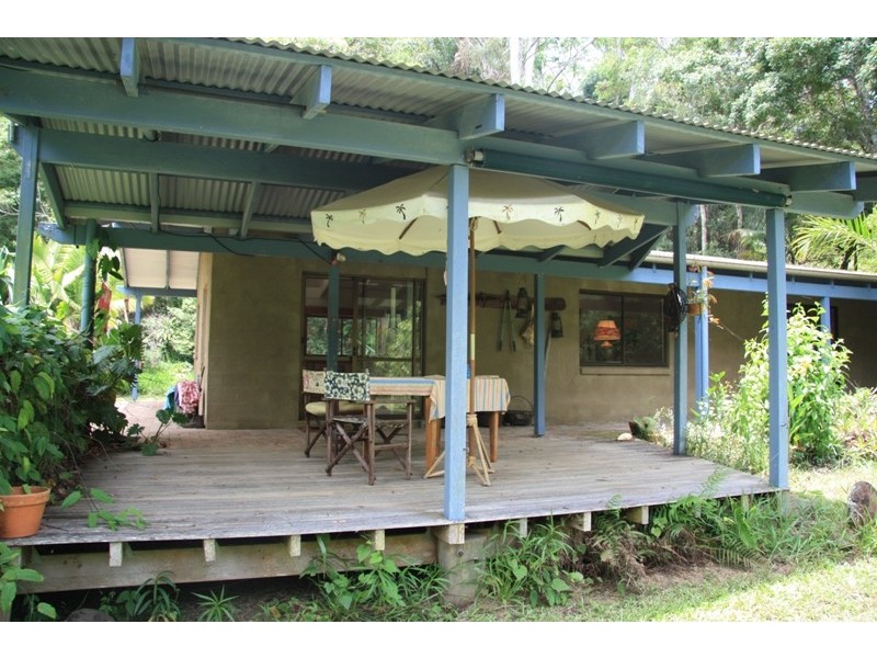 82 Francis Road, Kin Kin QLD 4571