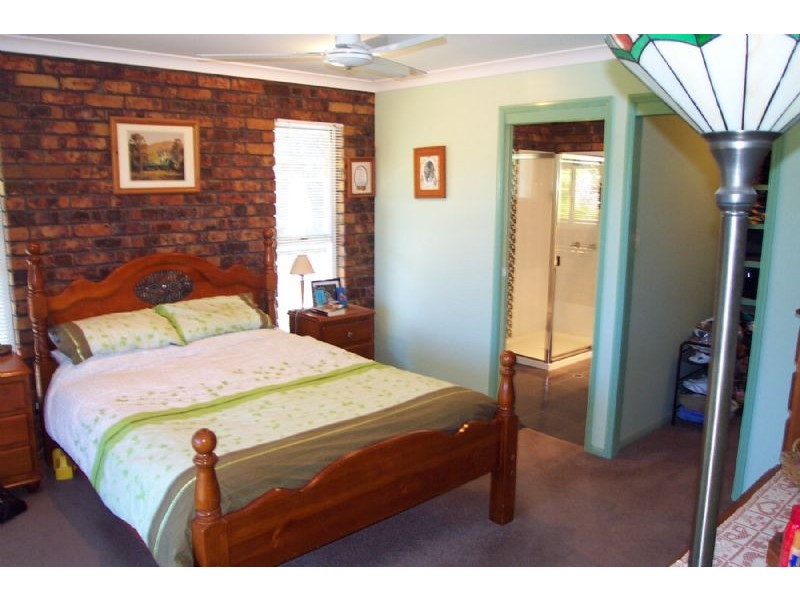 14 Stockman Court, Pomona QLD 4568