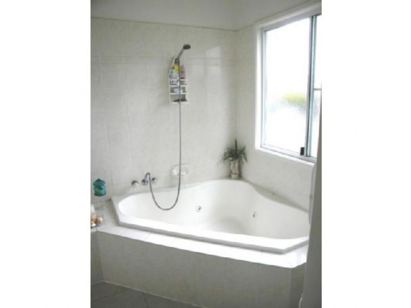 4 Ambulance Street, Pomona QLD 4568