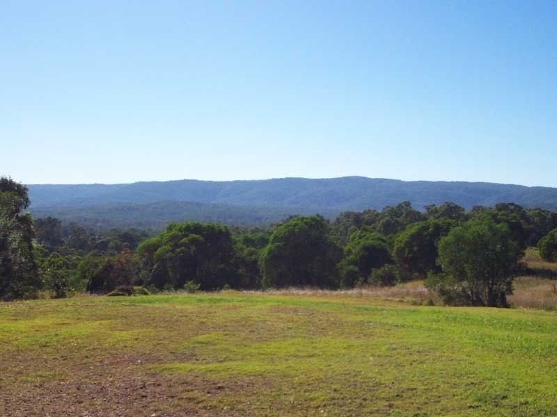 278 Kenman Road, Traveston QLD 4570