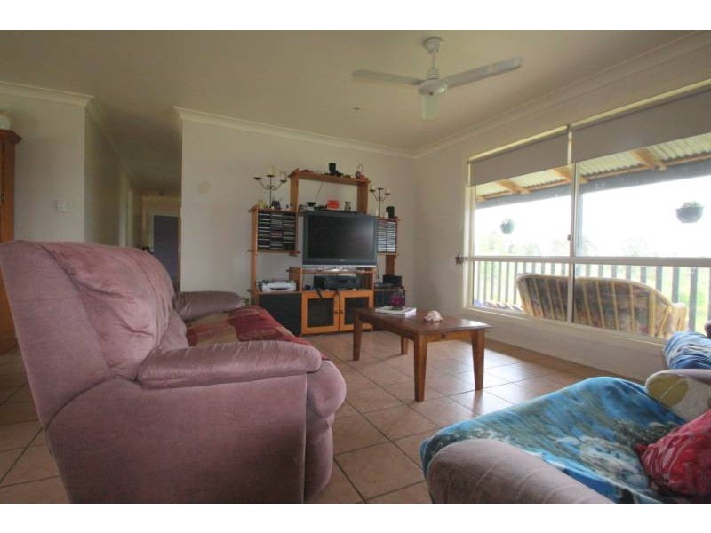 208 O’Rourkes, Traveston QLD 4570