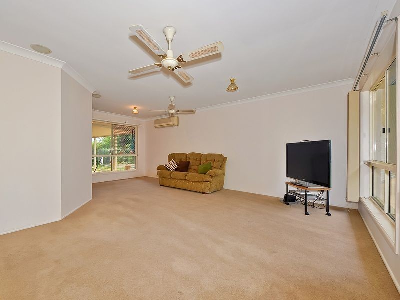 11 Meridan Court, Pomona QLD 4568