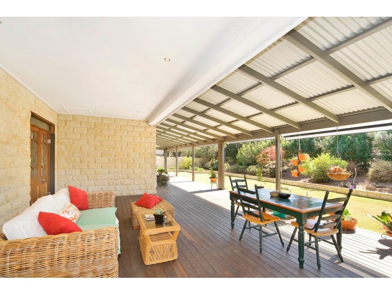 17 Elandra Terrace, Pomona QLD 4568