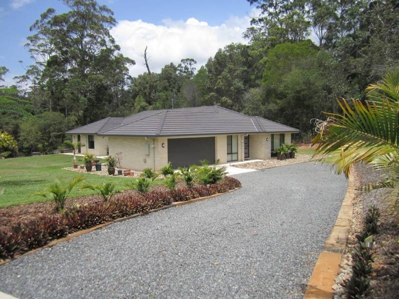 2 Belwood Place, Pomona QLD 4568