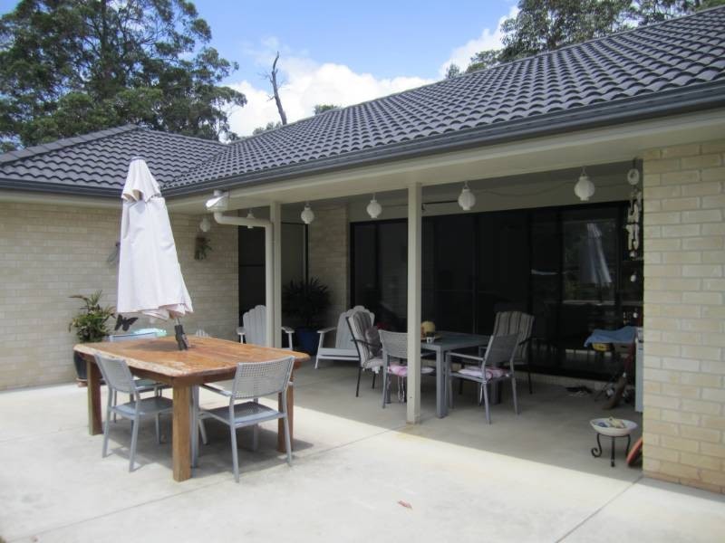 2 Belwood Place, Pomona QLD 4568