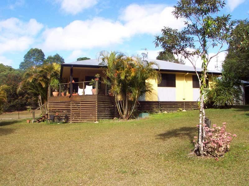 6 Smedley Drive, Pomona QLD 4568