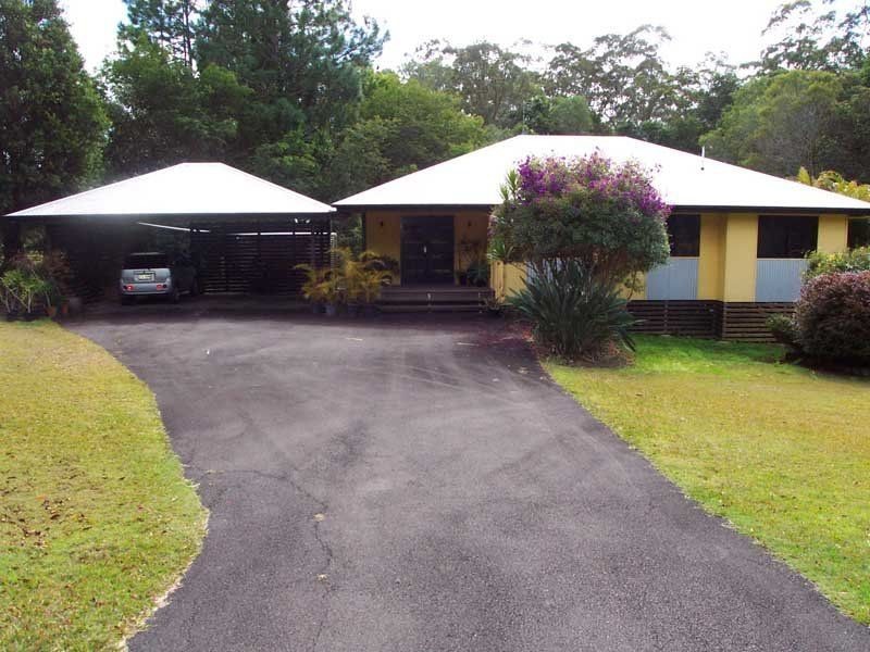 6 Smedley Drive, Pomona QLD 4568