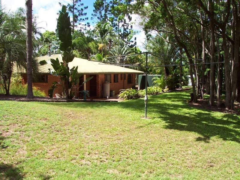 229 Traveston Road, Traveston QLD 4570