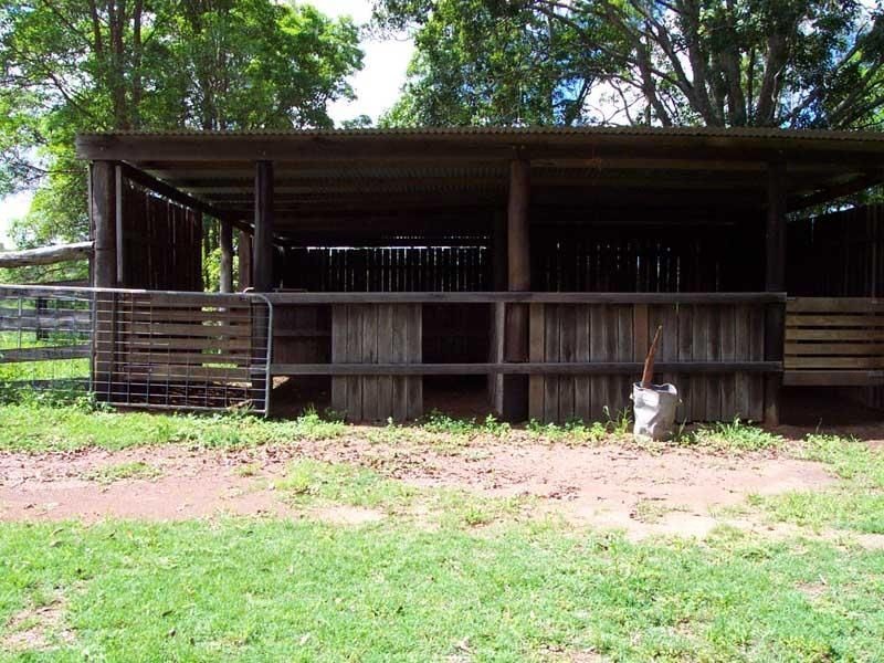 229 Traveston Road, Traveston QLD 4570