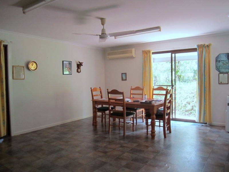 52 Summit Road, Pomona QLD 4568