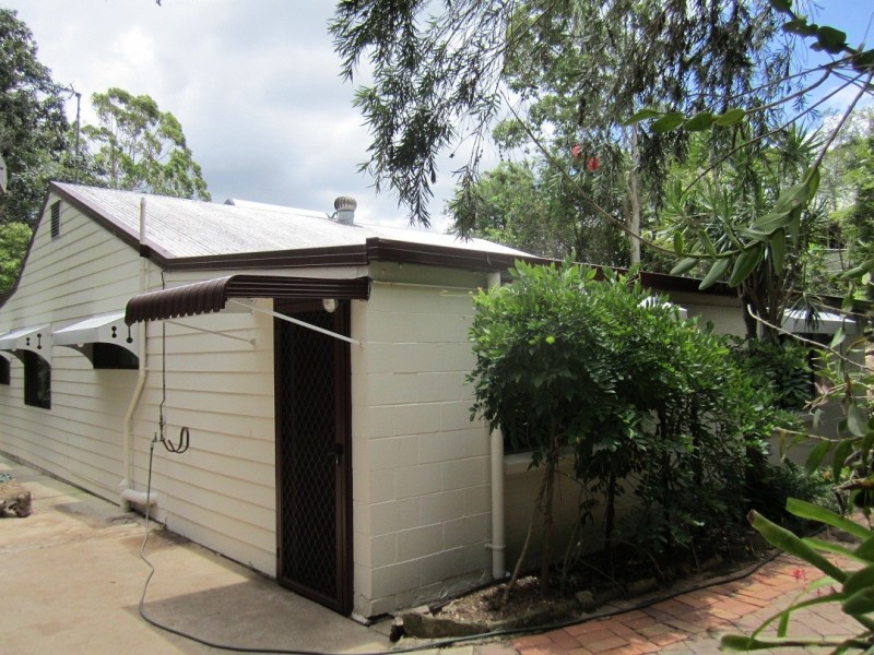 52 Summit Road, Pomona QLD 4568