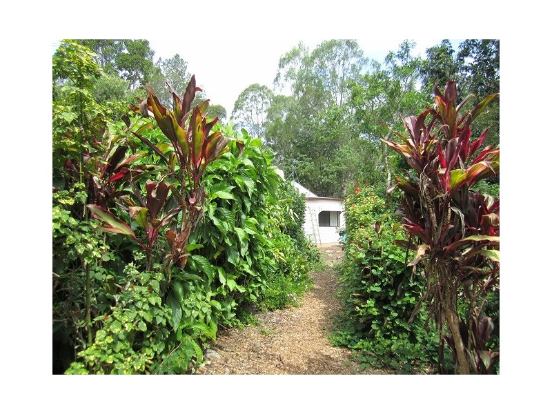 52 Summit Road, Pomona QLD 4568