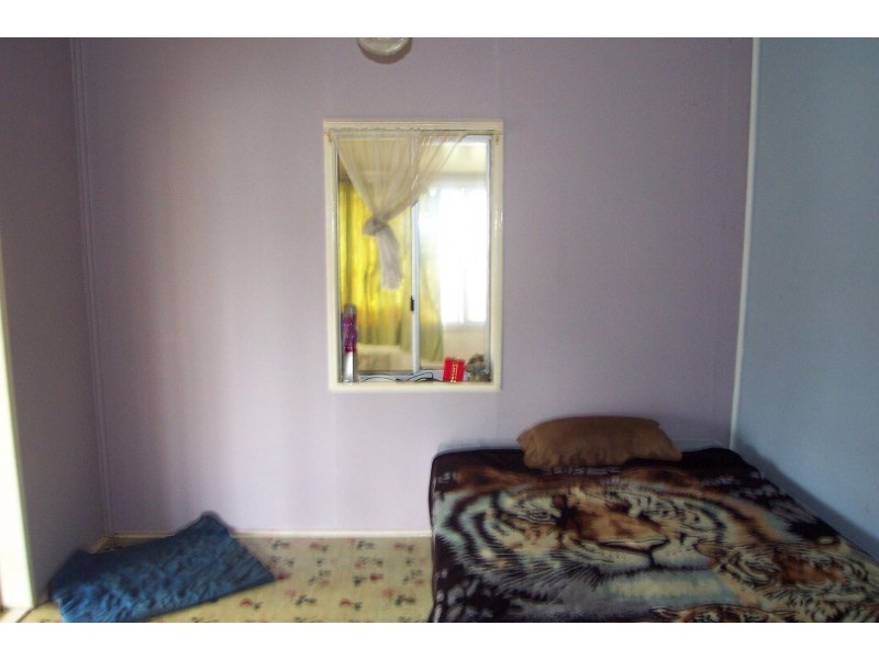 6 Red Street, Pomona QLD 4568