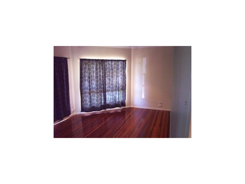 52 Queen Street, Cooran QLD 4569