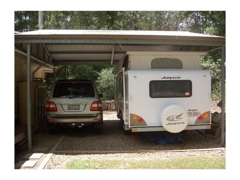 2 Palm Tree Court, Pomona QLD 4568