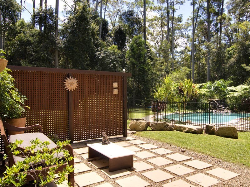 2 Palm Tree Court, Pomona QLD 4568