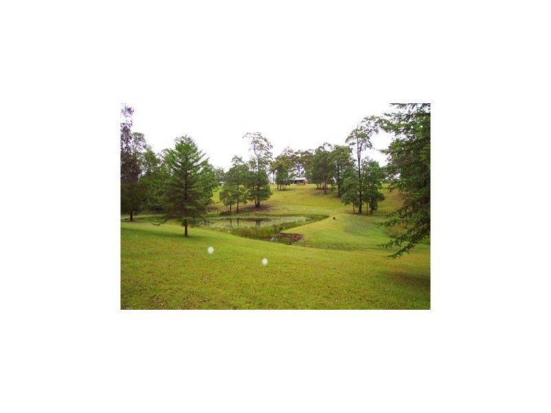 80 Hawk Road, Pomona QLD 4568