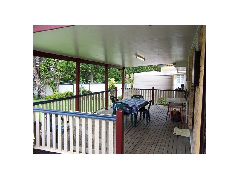 18 Elizabeth Street, Cooran QLD 4569