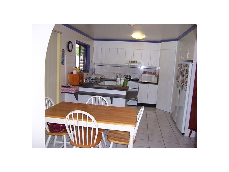 18 Elizabeth Street, Cooran QLD 4569