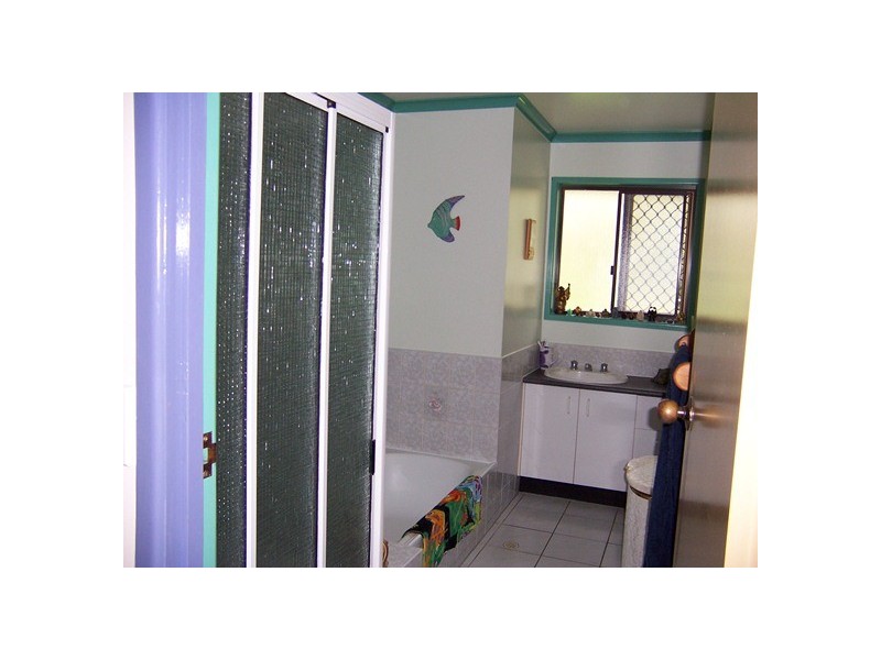 18 Elizabeth Street, Cooran QLD 4569