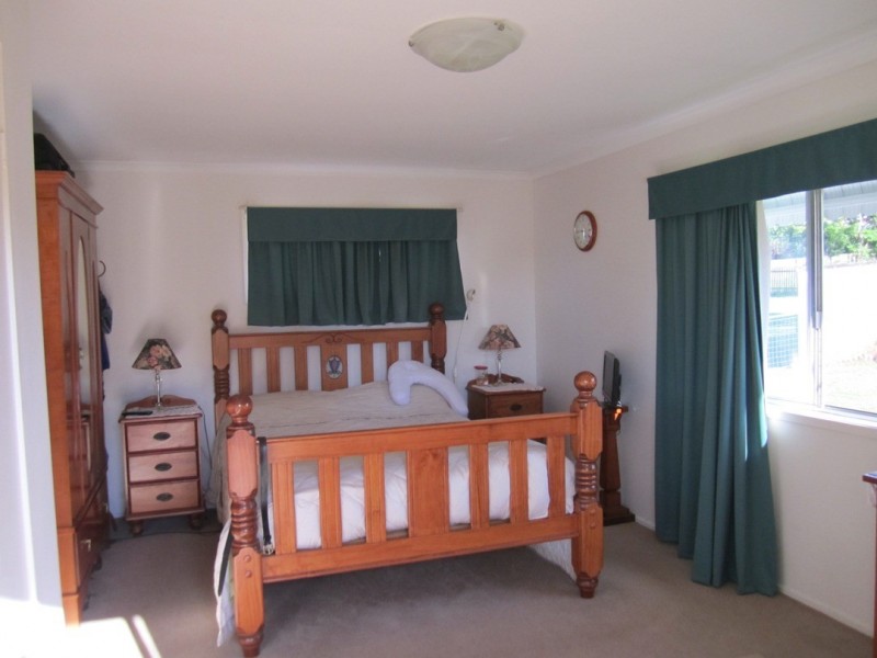 10 Tree Street, Pomona QLD 4568