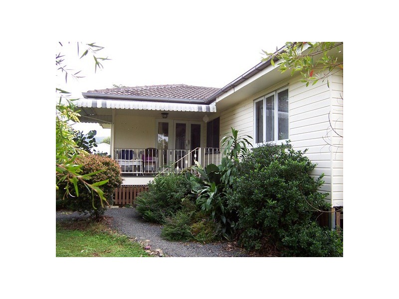 17 Overton Way, Kin Kin QLD 4571