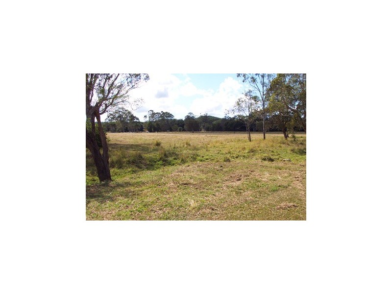 11 Buckley Road, Kin Kin QLD 4571