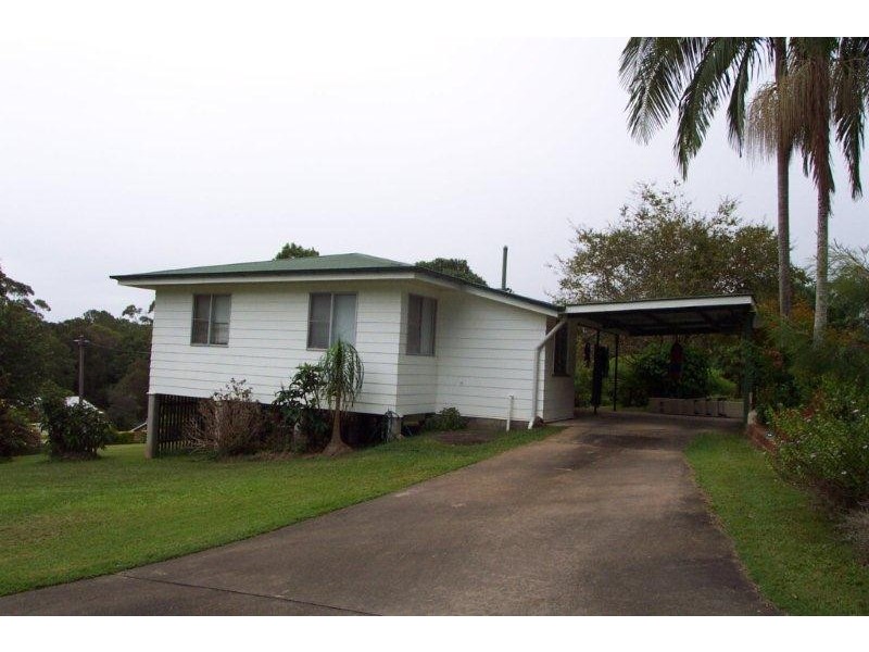 27 Pine Street, Pomona QLD 4568