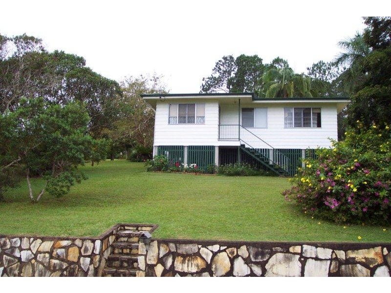 27 Pine Street, Pomona QLD 4568