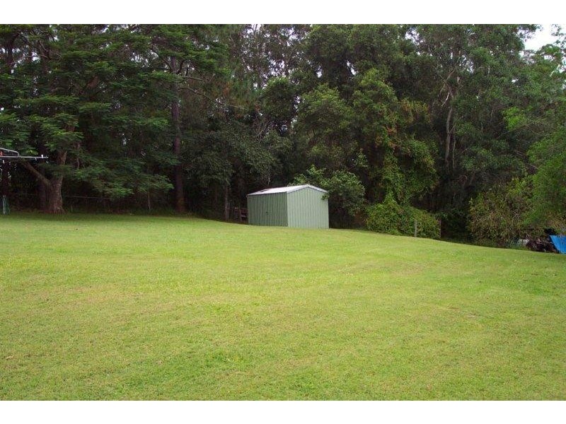 27 Pine Street, Pomona QLD 4568