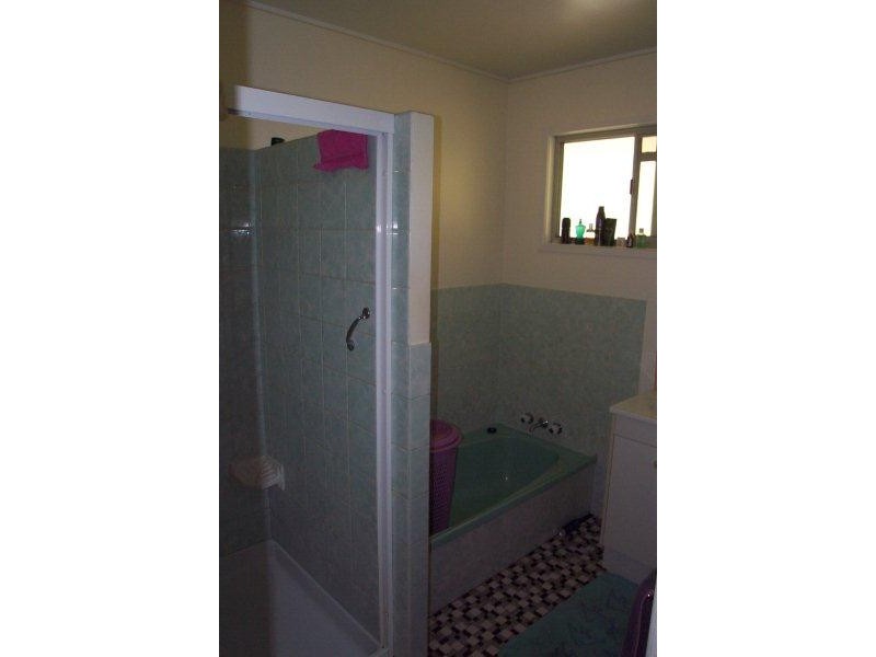 27 Pine Street, Pomona QLD 4568