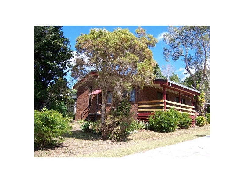 25 church, Pomona QLD 4568