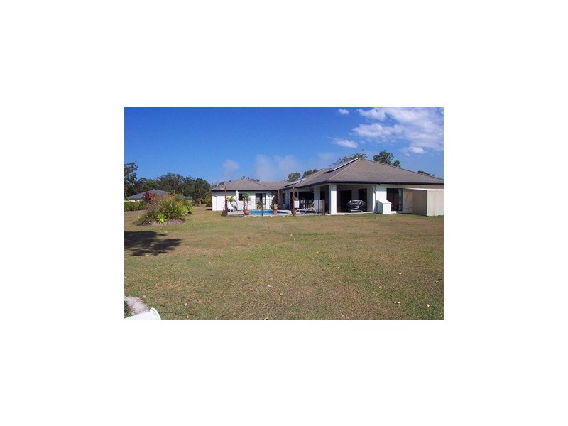 87 Devonstone Drive, Cooroibah QLD 4565