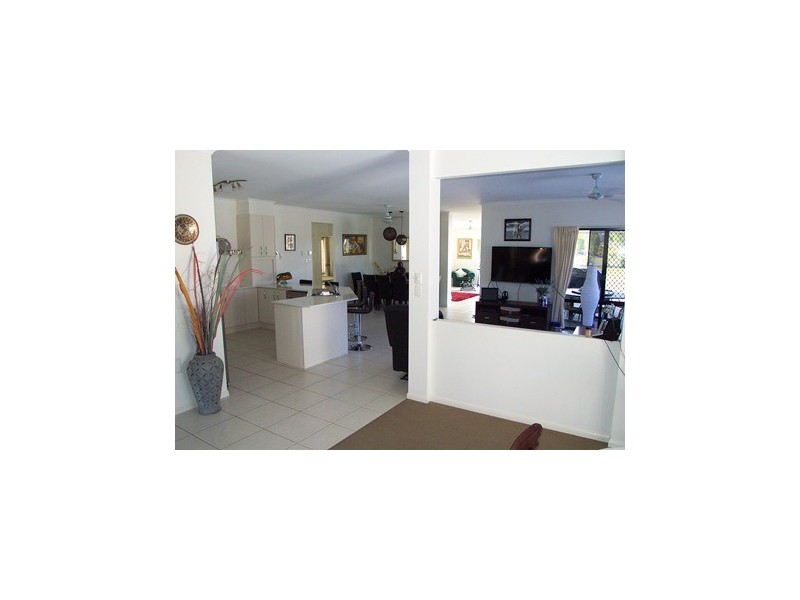 87 Devonstone Drive, Cooroibah QLD 4565