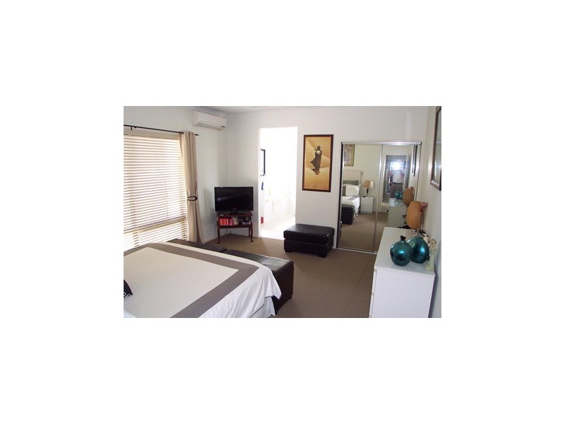 87 Devonstone Drive, Cooroibah QLD 4565