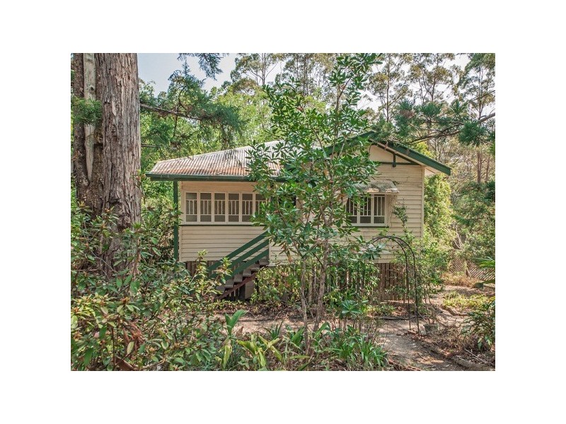 20 Mountain Street, Pomona QLD 4568